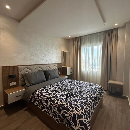 Splendide Studio Haut Standing En Face De La Marina Et A 200 M Du Port De Tanger - 1 Chambre Double 외부 사진