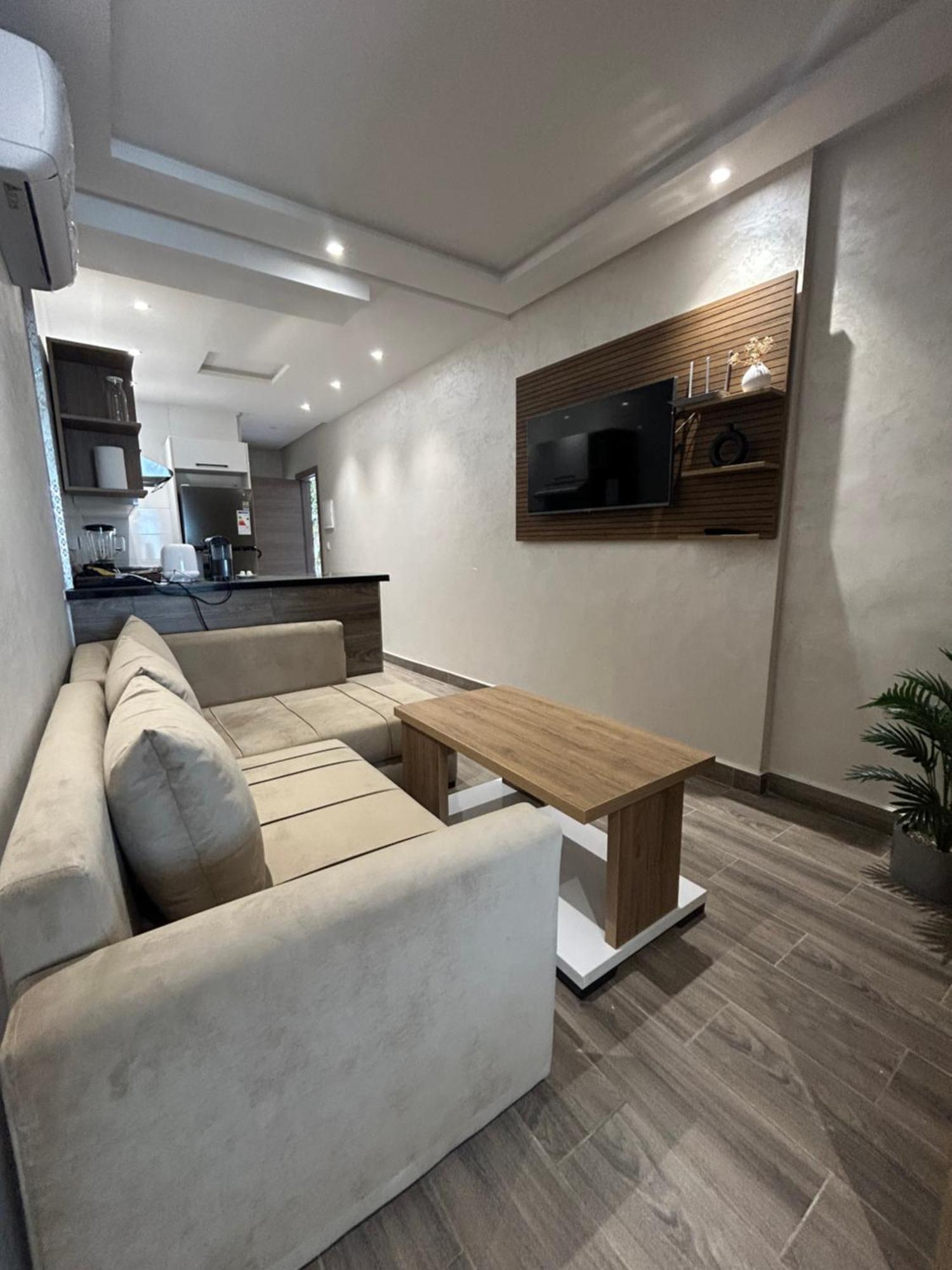 Splendide Studio Haut Standing En Face De La Marina Et A 200 M Du Port De Tanger - 1 Chambre Double 외부 사진